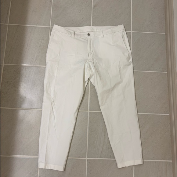 Men's Lulu Lemon ABC White Pants - Picture 1 of 5